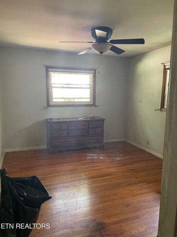266 Hickory Drive, Crossville, TN 38571