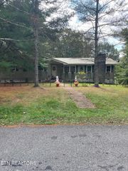 266 Hickory Drive, Crossville, TN 38571