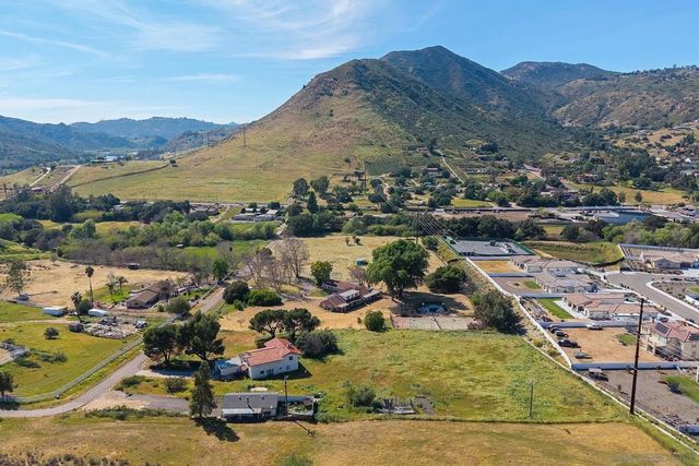 4829 DEHESA RD, El Cajon, CA 92019