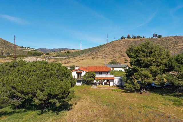 4829 DEHESA RD, El Cajon, CA 92019