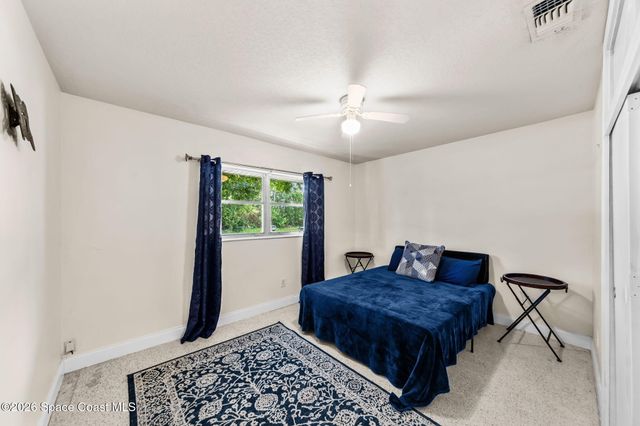 965 Palo Alto Street SE, Palm Bay, FL 32909