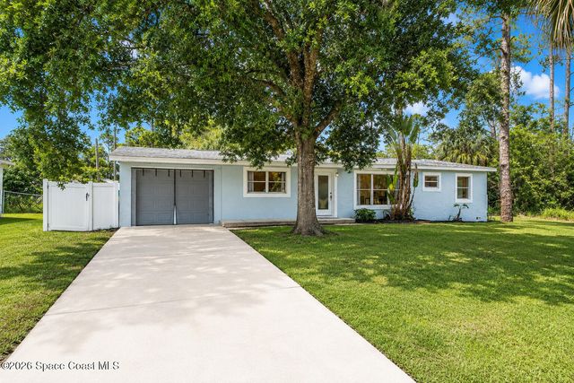 965 Palo Alto Street SE, Palm Bay, FL 32909
