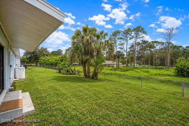 965 Palo Alto Street SE, Palm Bay, FL 32909