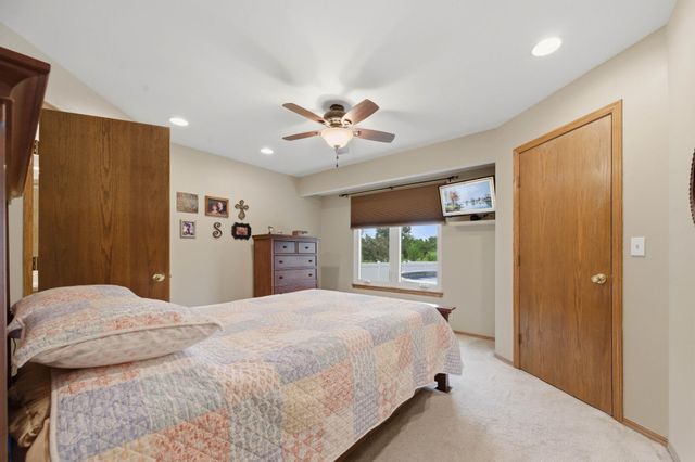 9414 E Carson St, Wichita, KS 67210