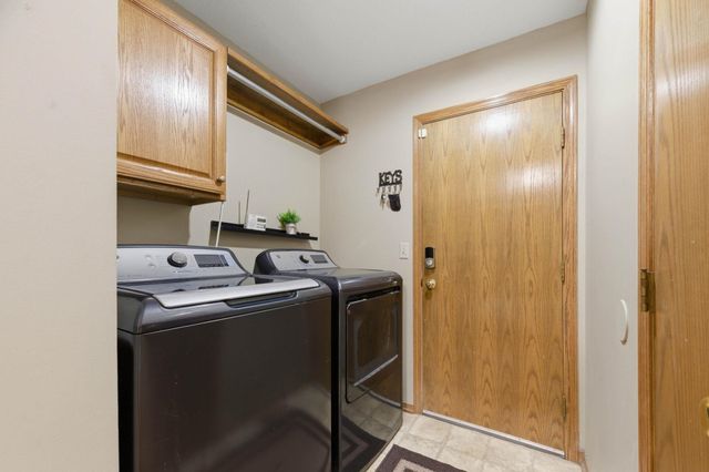 9414 E Carson St, Wichita, KS 67210