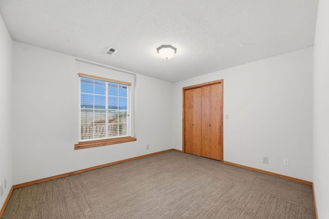 9414 E Carson St, Wichita, KS 67210