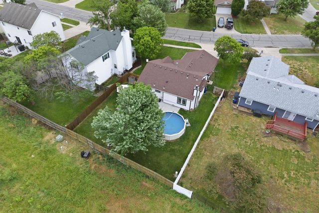 9414 E Carson St, Wichita, KS 67210
