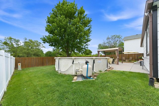 9414 E Carson St, Wichita, KS 67210