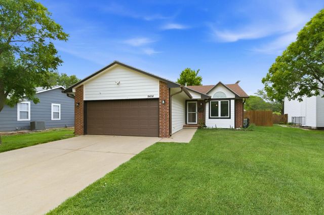 9414 E Carson St, Wichita, KS 67210