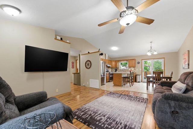 9414 E Carson St, Wichita, KS 67210