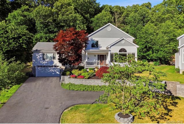 17 Nottingham Way, Mahopac, NY 10541