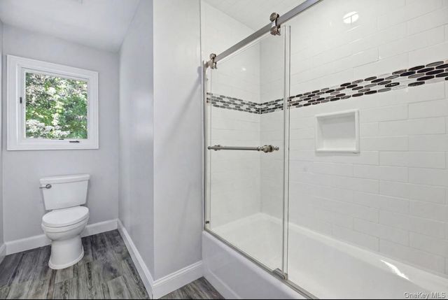 17 Nottingham Way, Mahopac, NY 10541