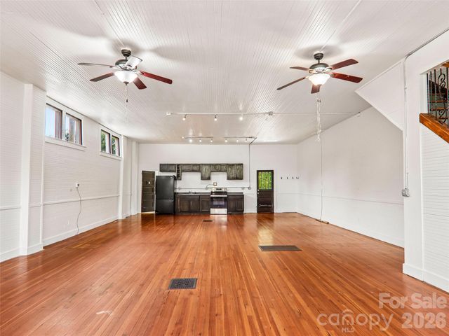 513 Fairview Road, Asheville, NC 28803
