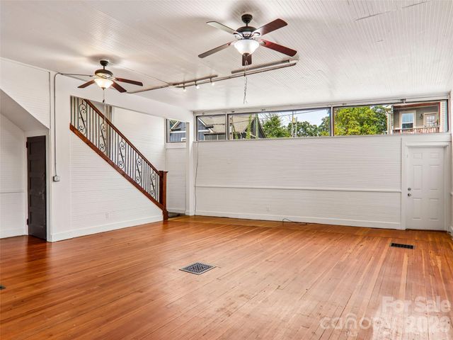 513 Fairview Road, Asheville, NC 28803