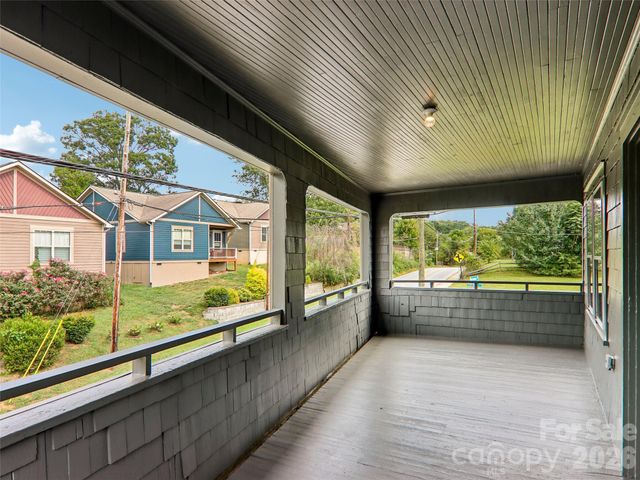 513 Fairview Road, Asheville, NC 28803