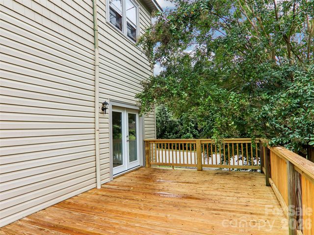 513 Fairview Road, Asheville, NC 28803