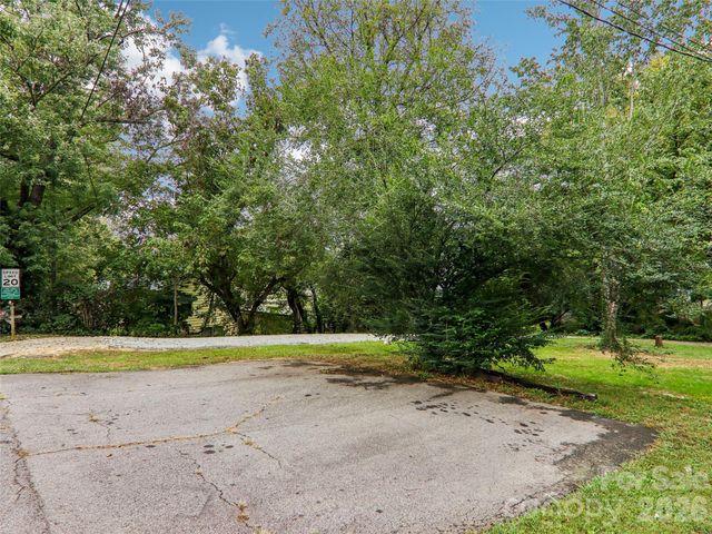 513 Fairview Road, Asheville, NC 28803