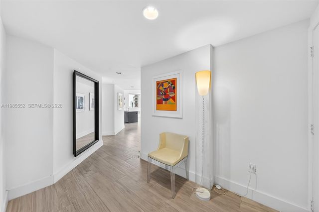 500 Brickell Ave 3901, Miami, FL 33131