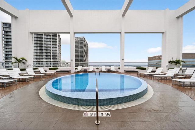 500 Brickell Ave 3901, Miami, FL 33131
