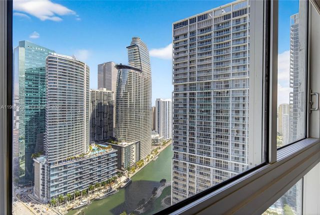 500 Brickell Ave 3901, Miami, FL 33131