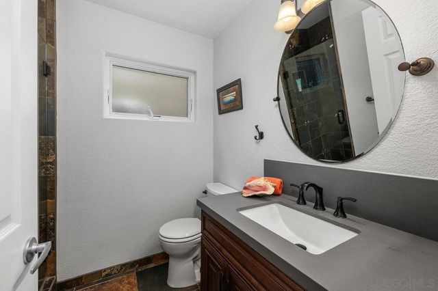 7521 Navigator Circle, Carlsbad, CA 92011