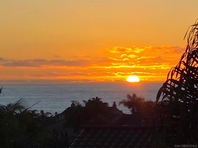 7521 Navigator Circle, Carlsbad, CA 92011