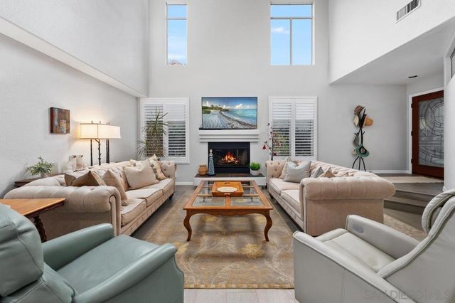 7521 Navigator Circle, Carlsbad, CA 92011