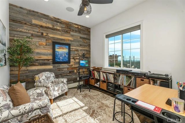 4692 Oceanridge Drive, Huntington Beach, CA 92649