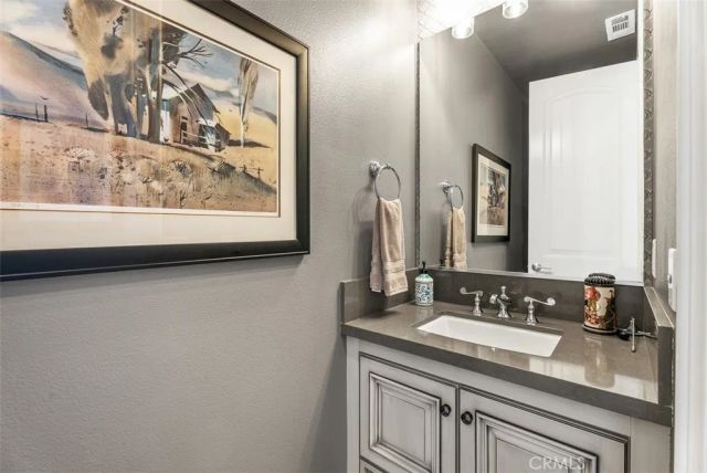 4692 Oceanridge Drive, Huntington Beach, CA 92649