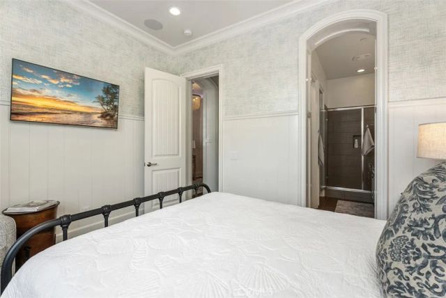 4692 Oceanridge Drive, Huntington Beach, CA 92649