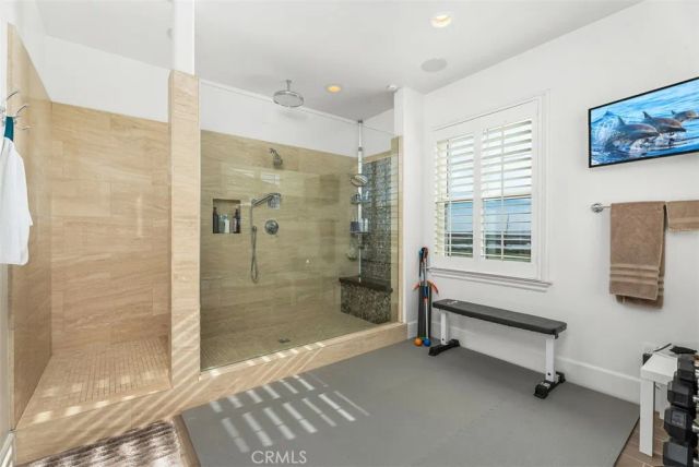 4692 Oceanridge Drive, Huntington Beach, CA 92649