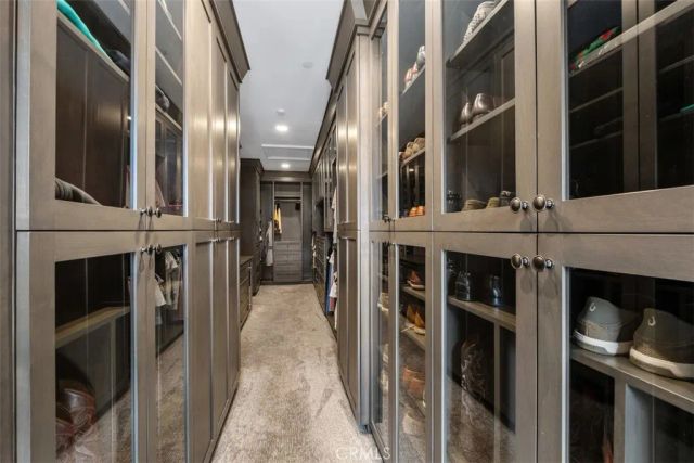 4692 Oceanridge Drive, Huntington Beach, CA 92649