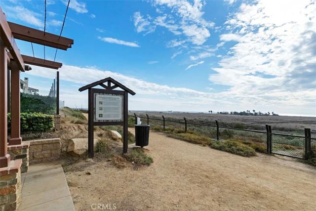 4692 Oceanridge Drive, Huntington Beach, CA 92649