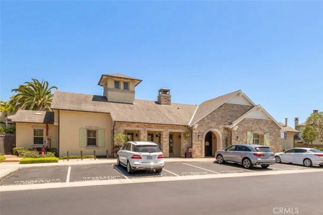 4692 Oceanridge Drive, Huntington Beach, CA 92649