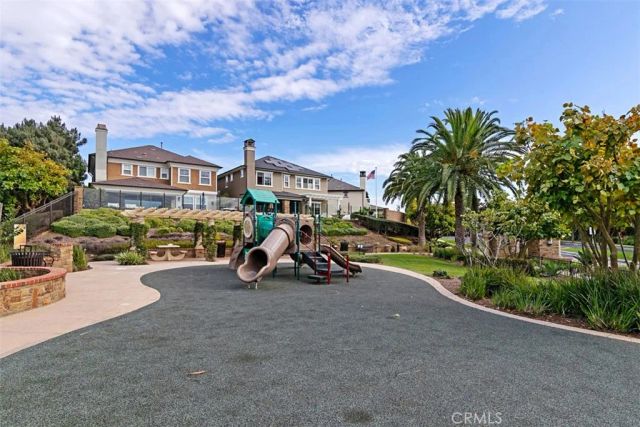 4692 Oceanridge Drive, Huntington Beach, CA 92649