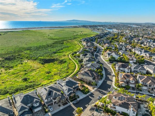 4692 Oceanridge Drive, Huntington Beach, CA 92649