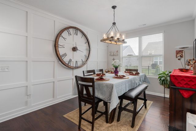 6674 Cat Singer Circle South, Hilliard, OH 43026