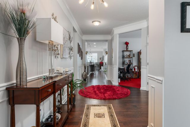 6674 Cat Singer Circle South, Hilliard, OH 43026