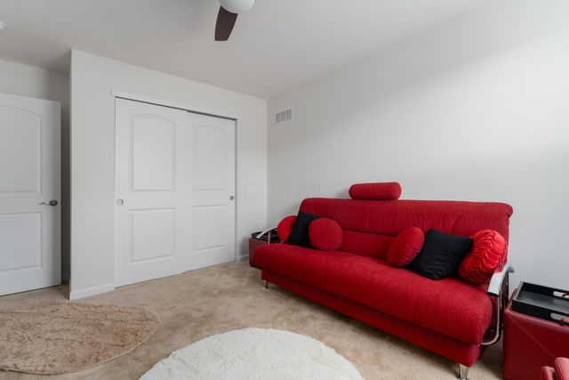 6674 Cat Singer Circle South, Hilliard, OH 43026