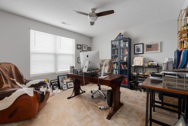 6674 Cat Singer Circle South, Hilliard, OH 43026