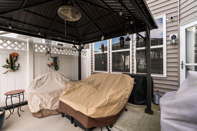 6674 Cat Singer Circle South, Hilliard, OH 43026