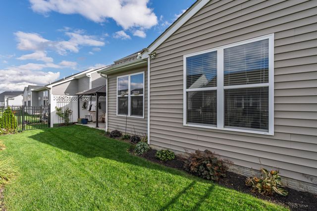 6674 Cat Singer Circle South, Hilliard, OH 43026