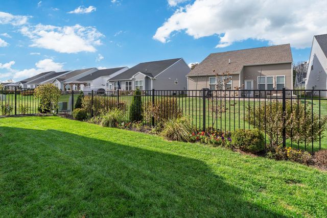 6674 Cat Singer Circle South, Hilliard, OH 43026