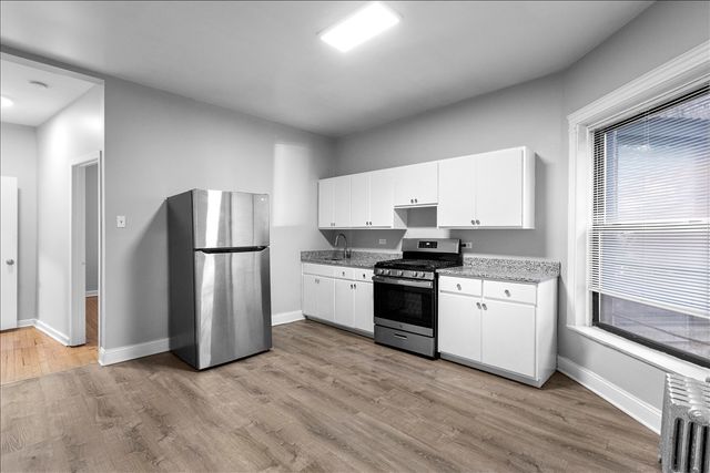 5018 S Blackstone Avenue 101, Chicago, IL 60615