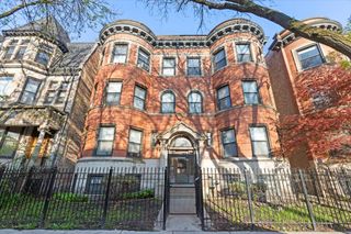 5018 S Blackstone Avenue 101, Chicago, IL 60615