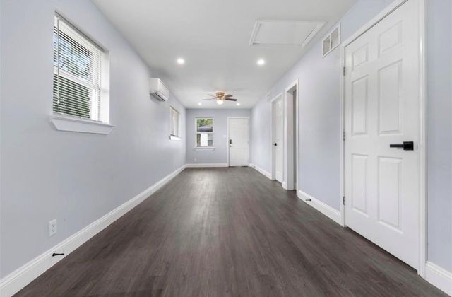 4120 Linn Street B, Houston, TX 77026