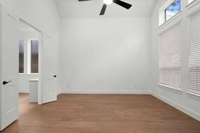 15716 Hoptree Heights Lane, Conroe, TX 77302