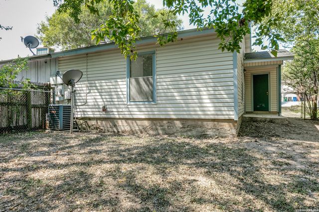 14436 Woods Hole Dr, San Antonio, TX 78233