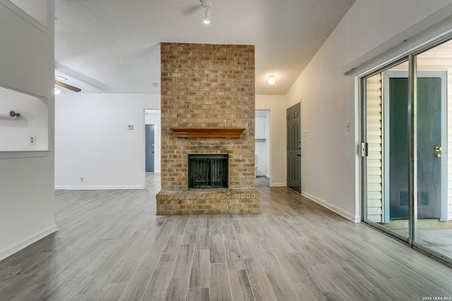 14436 Woods Hole Dr, San Antonio, TX 78233
