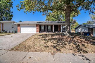 4327 Sulla Drive, St Louis, MO 63033